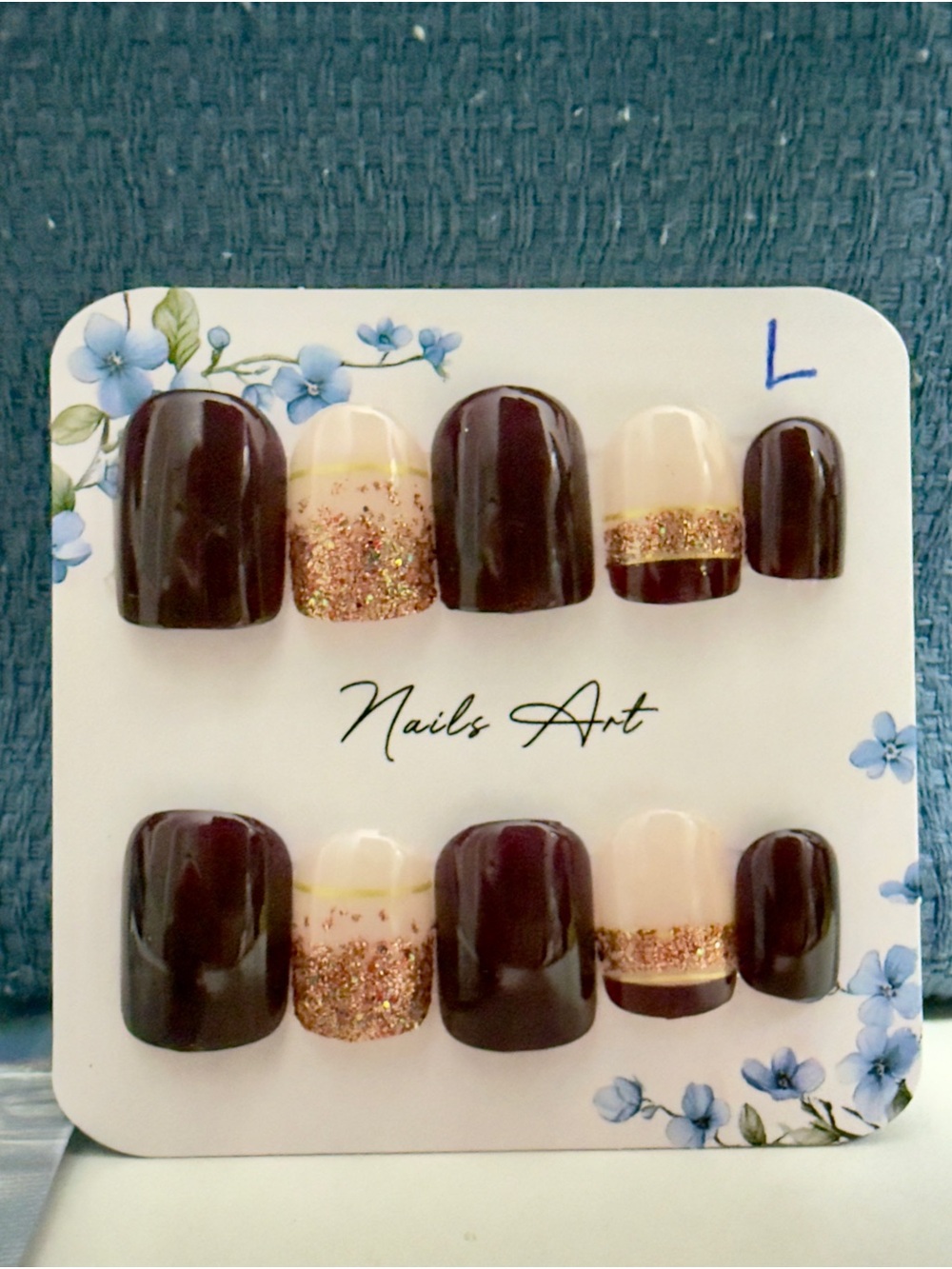 Nails Art Burgundy and Gold Press-On Nail Set - Nails Art